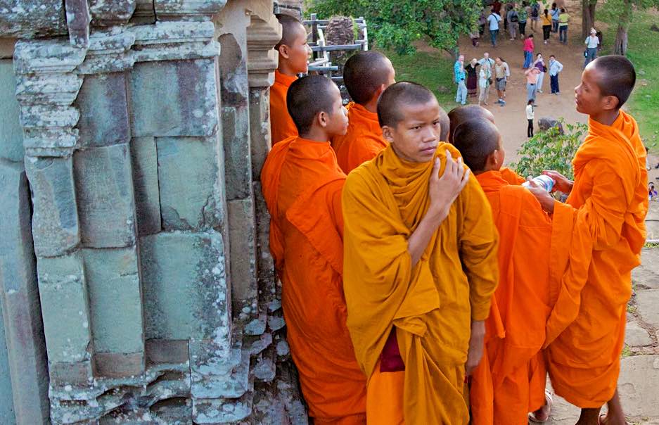 monks-angkor-wat-cambodia.jpg