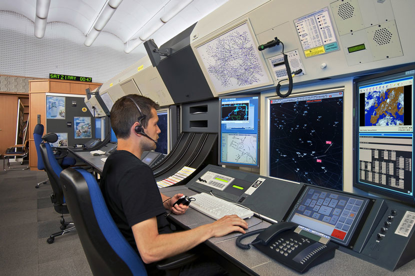 img-air-traffic-control-830x553.jpg