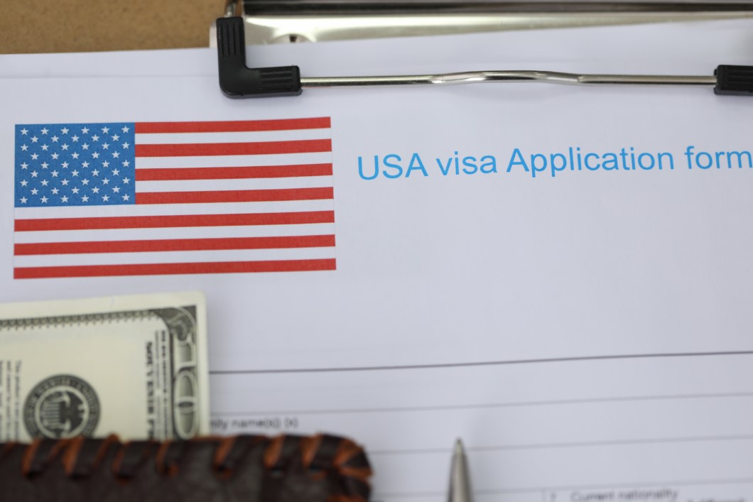 Application for visa to usa, passport and money